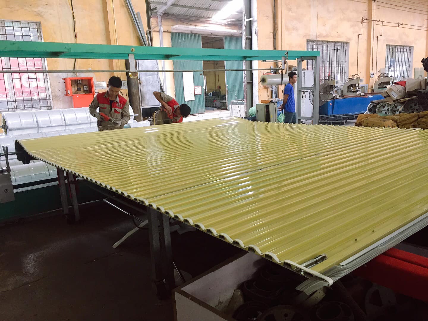 Xưởng sản xuất cửa cuốn An Phú Hồng Đức