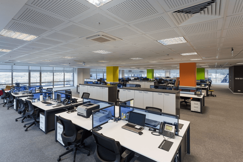 Chia không gian văn phòng bằng vách ngăn