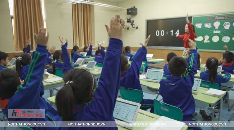 Tương tác khi sử dụng phần mềm phòng học thông minh