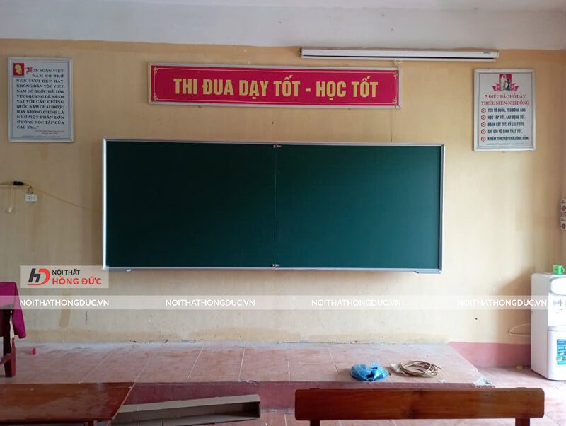 Bảng trượt ngang 2 tấm giấu khung