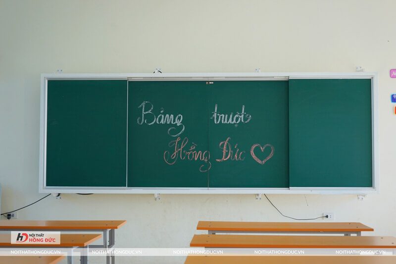 Bảng trượt Hồng Đức