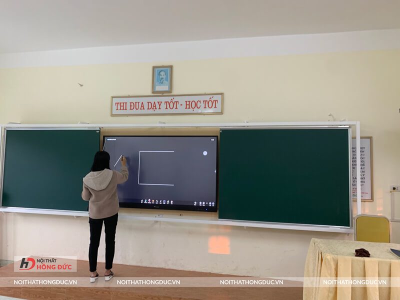 bảng trượt ngang 2 tấm