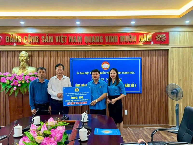 Công Ty CP TBGD Hồng Đức ủng hộ bão số 3