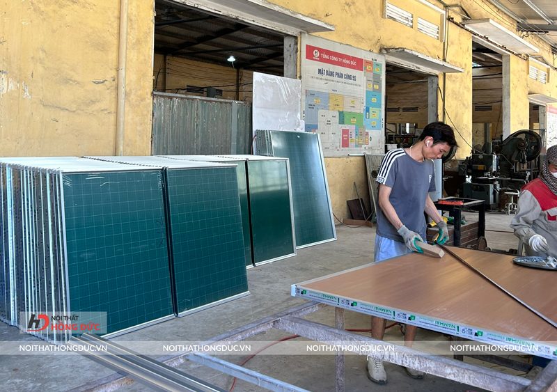 Mặt bảng từ chống lóa thông dụng