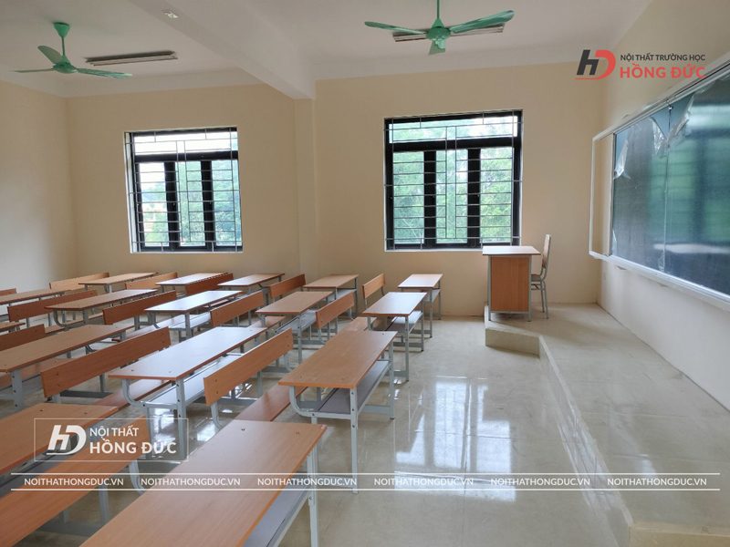 Bố trí kiểu lớp học truyền thống