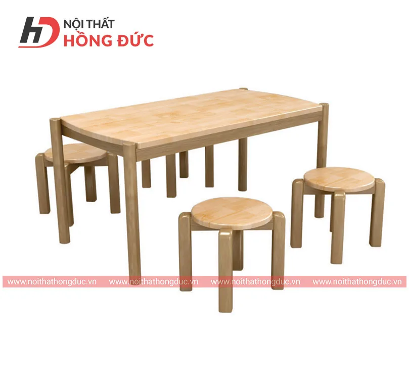 Bàn mầm non gỗ ghép thanh kèm ghế đôn tròn, dùng được cả giờ học và giờ ăn