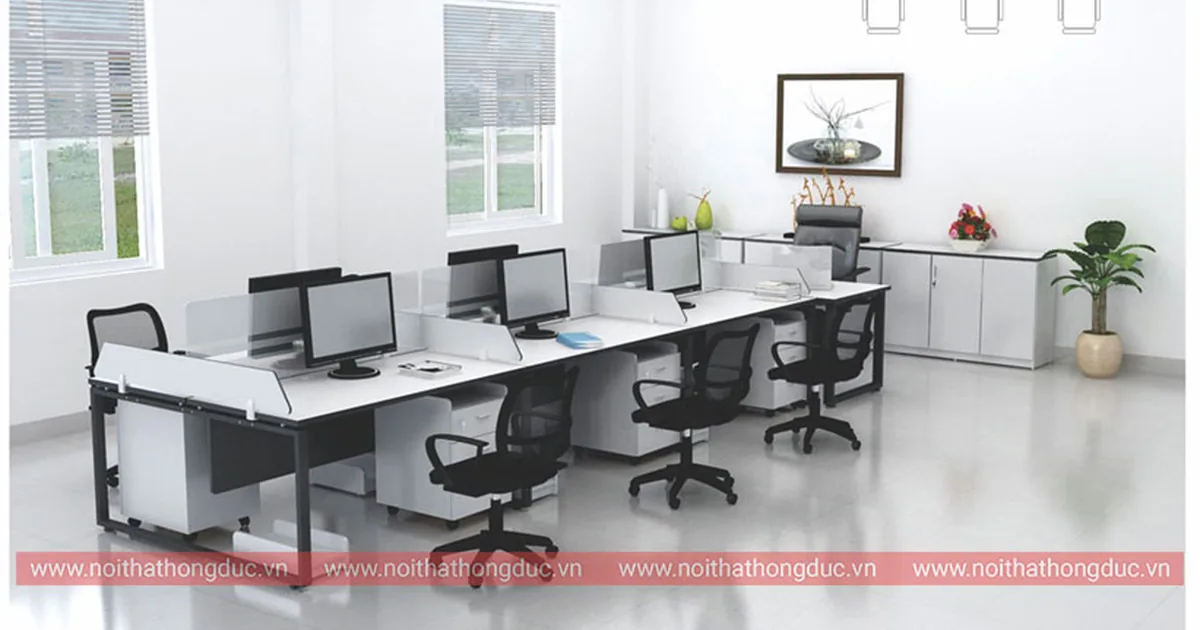 Văn phòng đã kê dãy bàn làm việc cho nhân viên