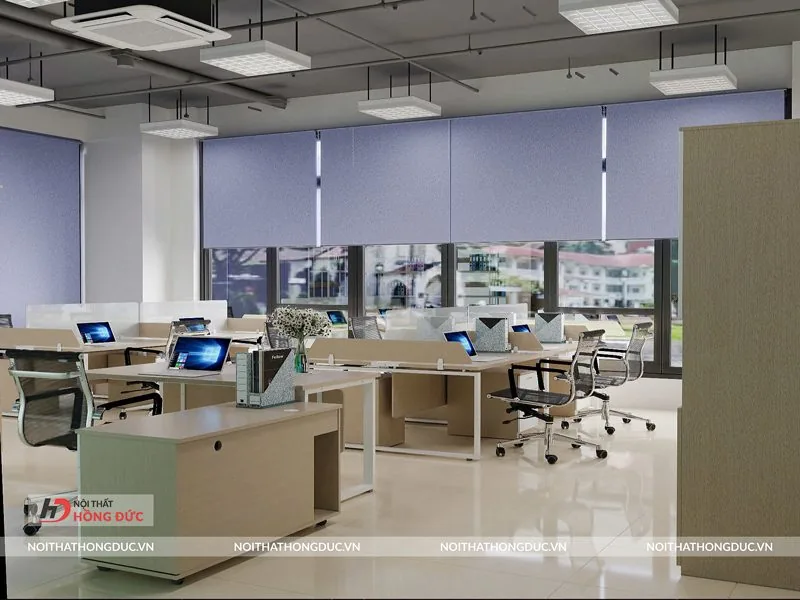 Văn phòng kê các cụm module bàn làm việc có vách ngăn