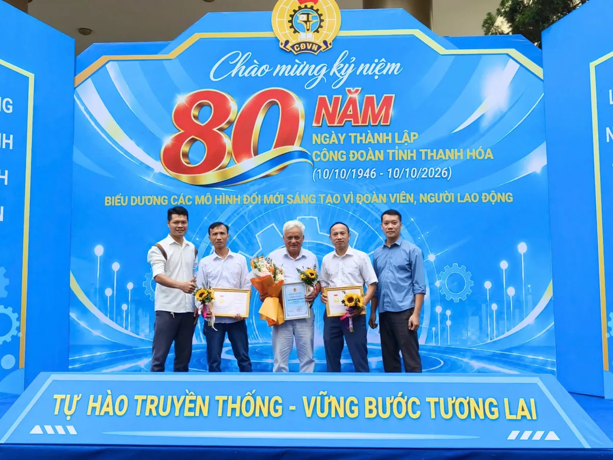 Đại diện Hồng Đức tại Lễ kỷ niệm 80 năm Ngày thành lập Công đoàn tỉnh Thanh Hóa